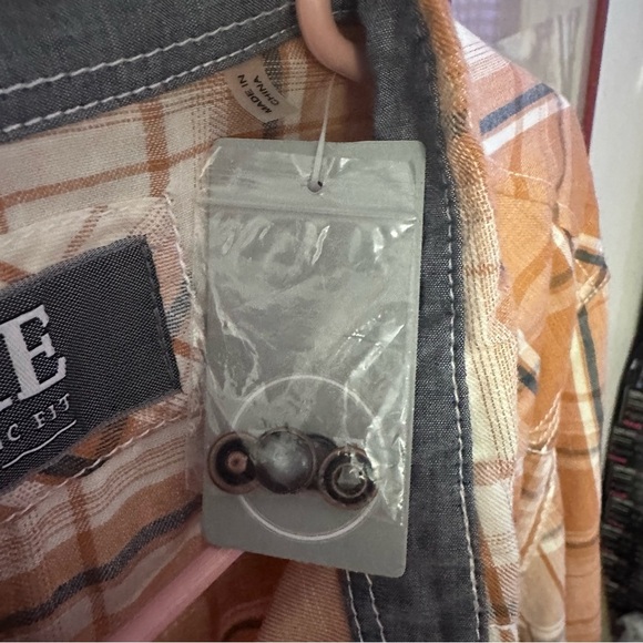 BKE Buckle Men's Orange Plaid Shirt Button Down - Picture 4 of 6